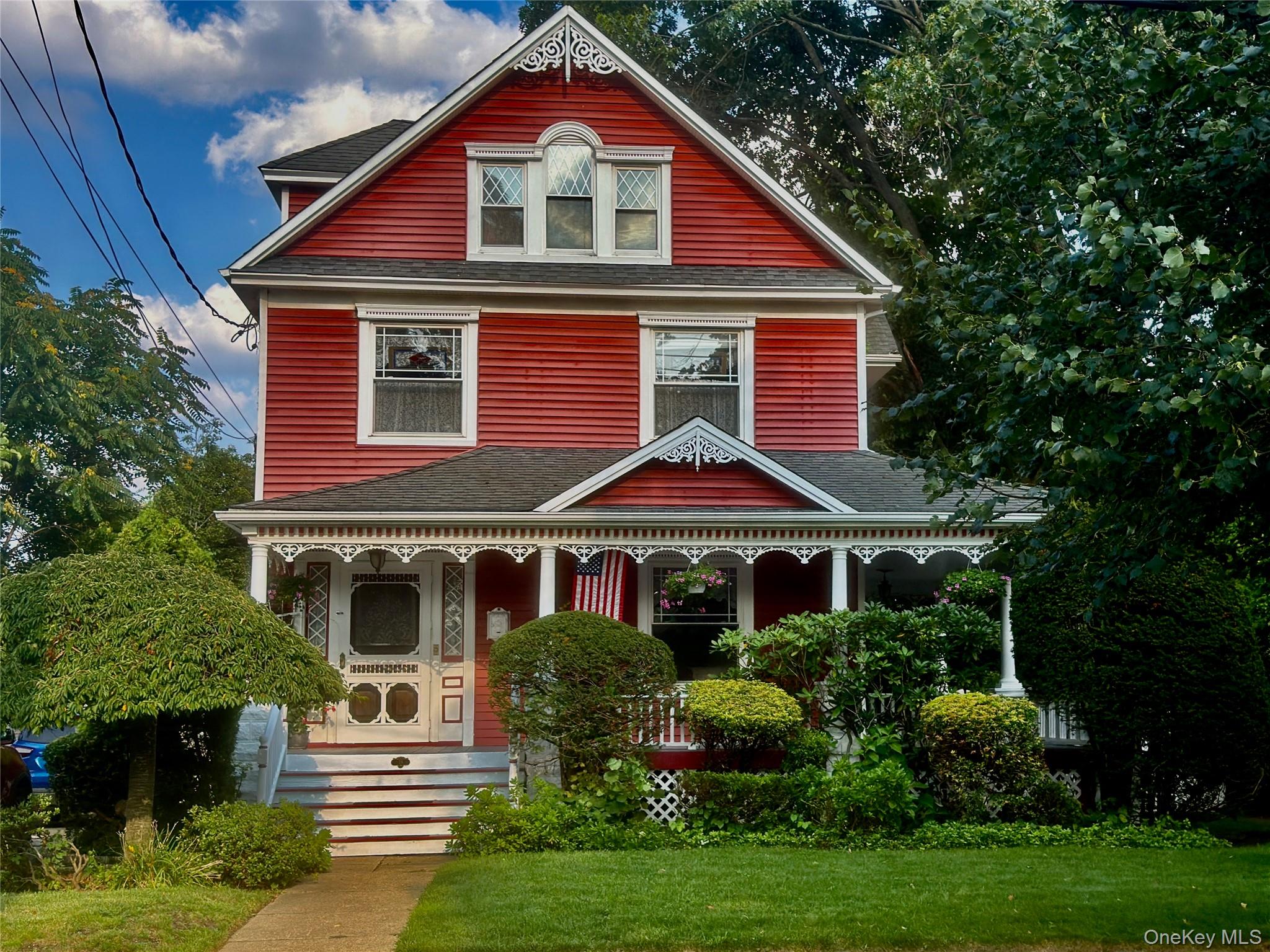 35 Lee Avenue Property Photo 1
