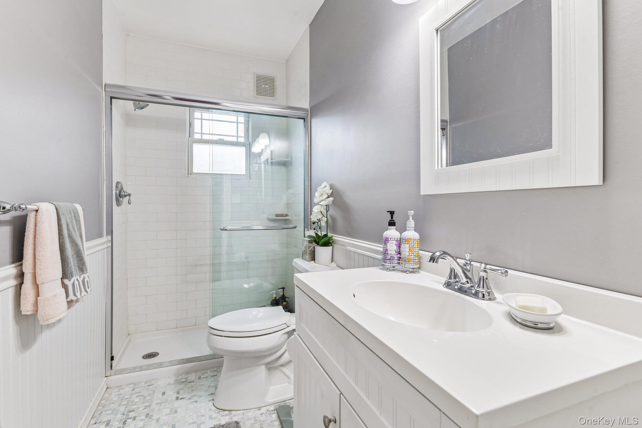35 Lee Avenue Property Photo 18