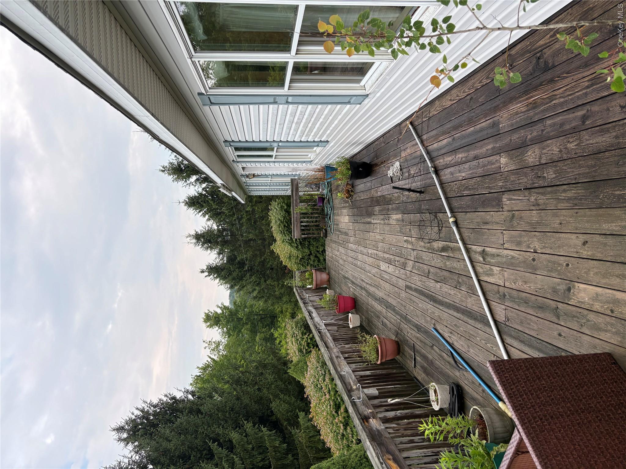 5092 Dryden Road Property Photo 7