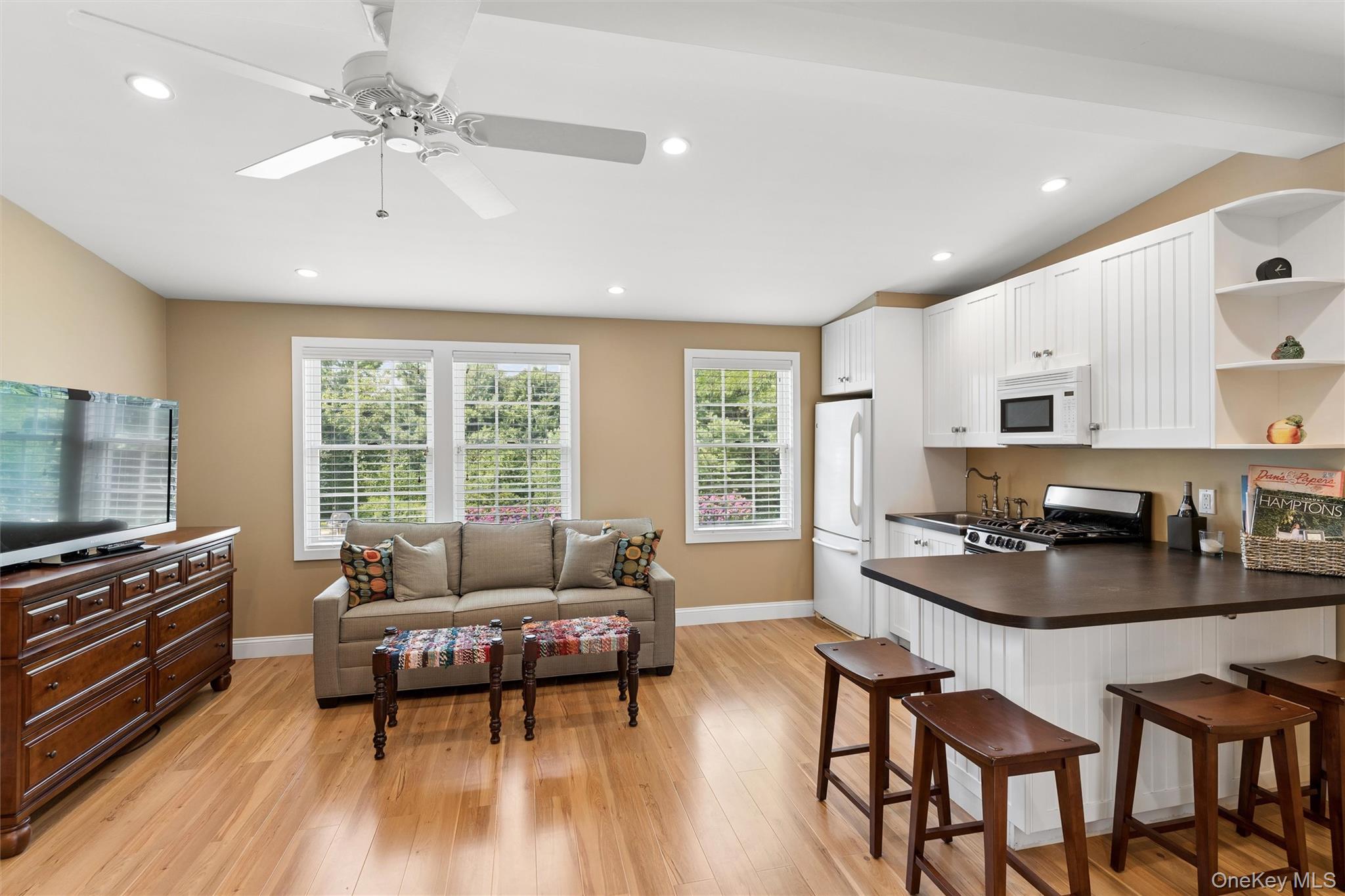 245 Meadows Property Photo 41