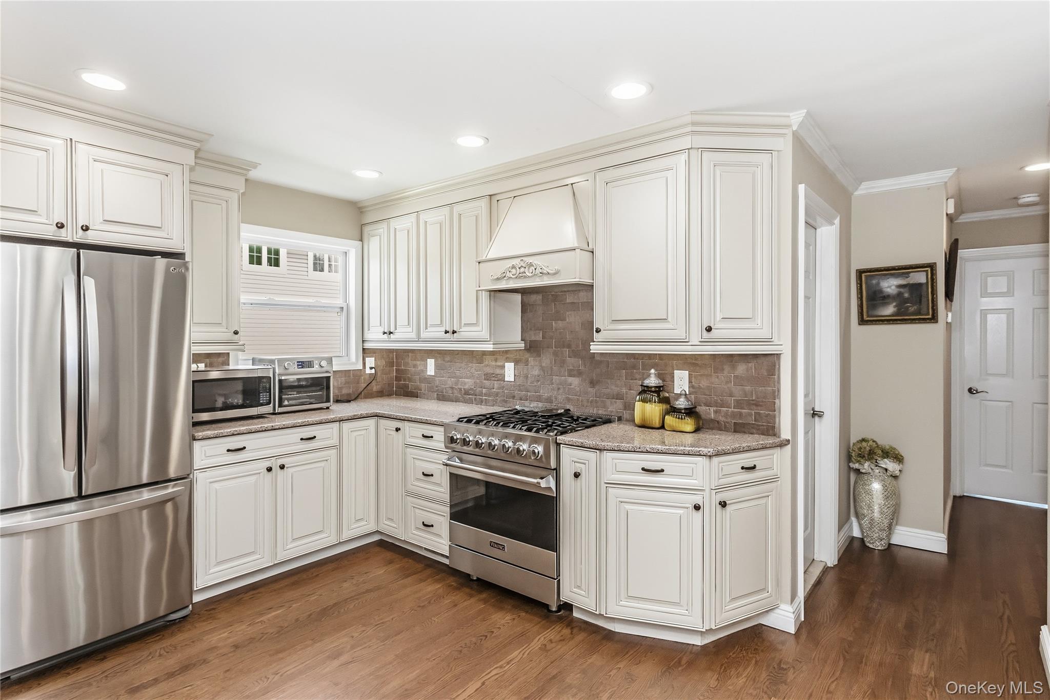 1761 Harold Avenue Property Photo 16