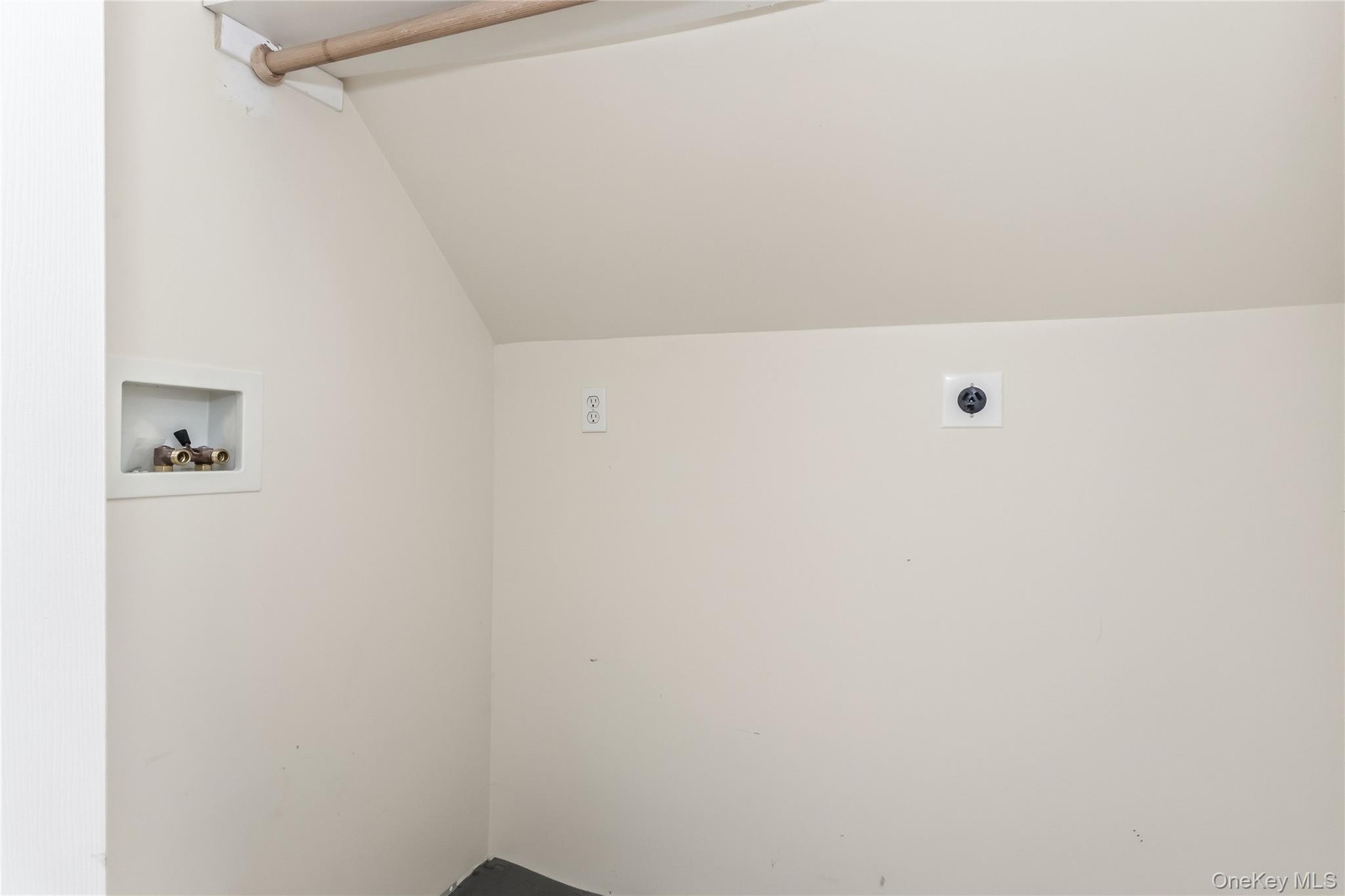 1761 Harold Avenue Property Photo 36