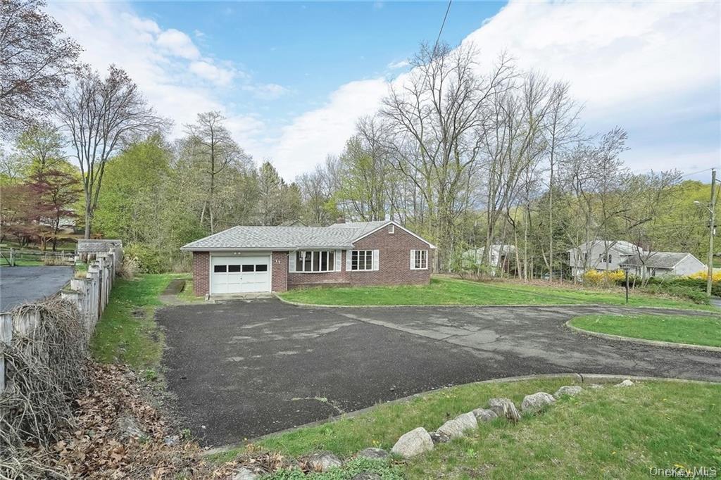 17 Brookside Avenue Property Photo 2