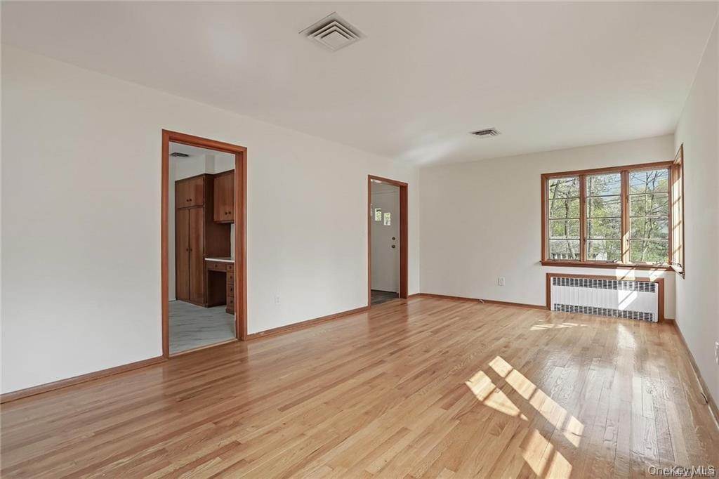 17 Brookside Avenue Property Photo 3