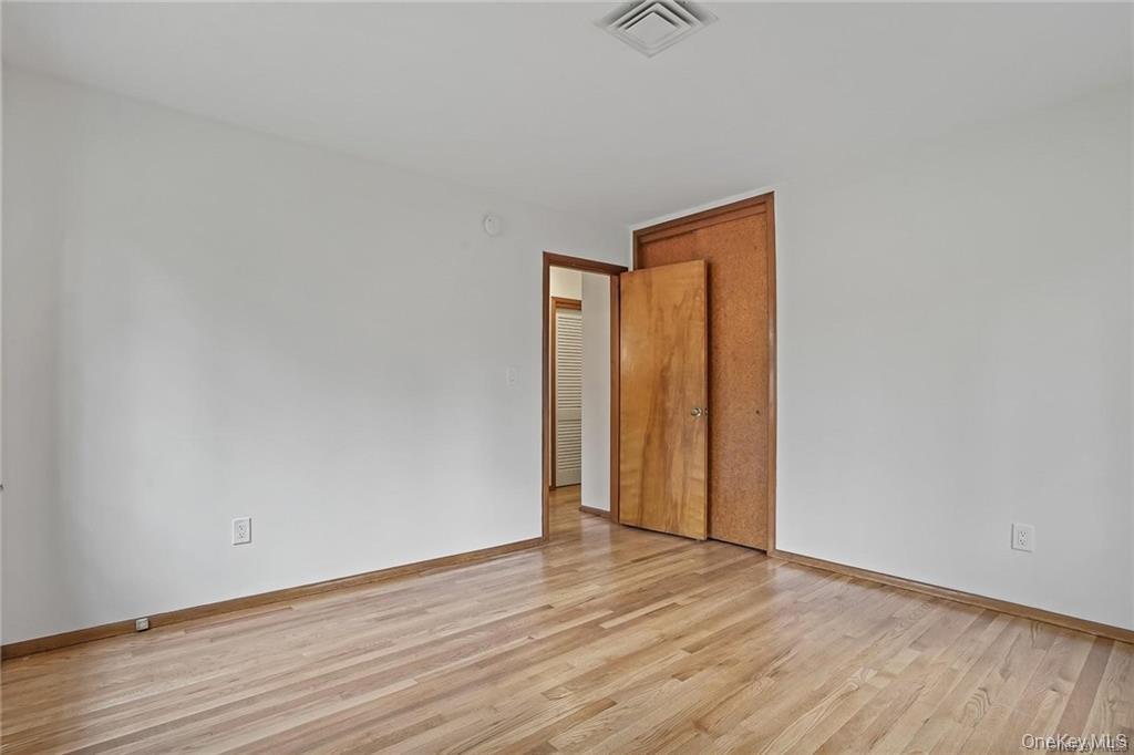 17 Brookside Avenue Property Photo 5