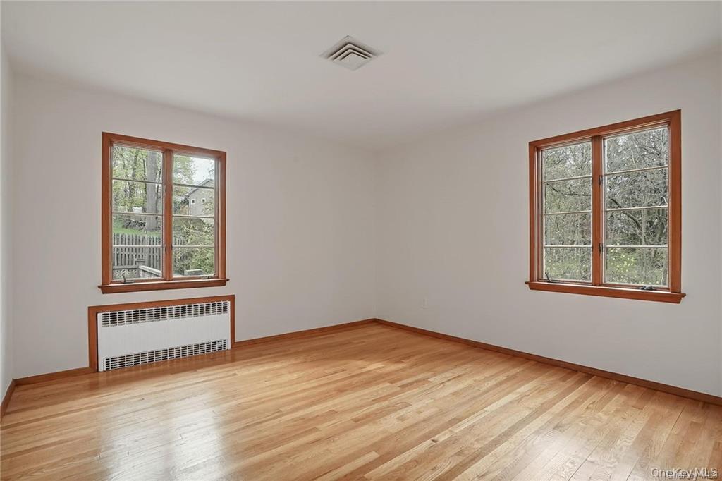 17 Brookside Avenue Property Photo 6