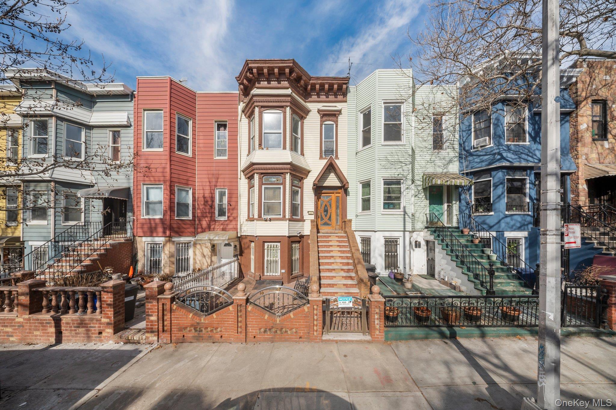 1207 Hancock Street Property Photo 1