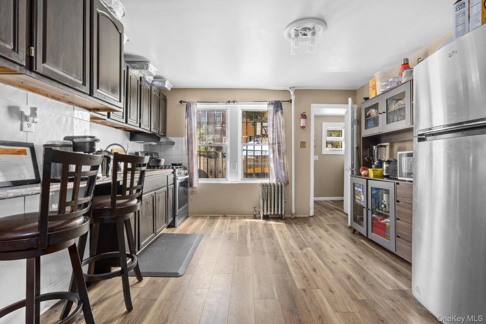 1207 Hancock Street Property Photo 6