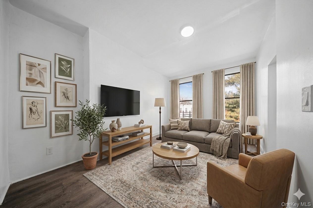 1207 Hancock Street Property Photo 13