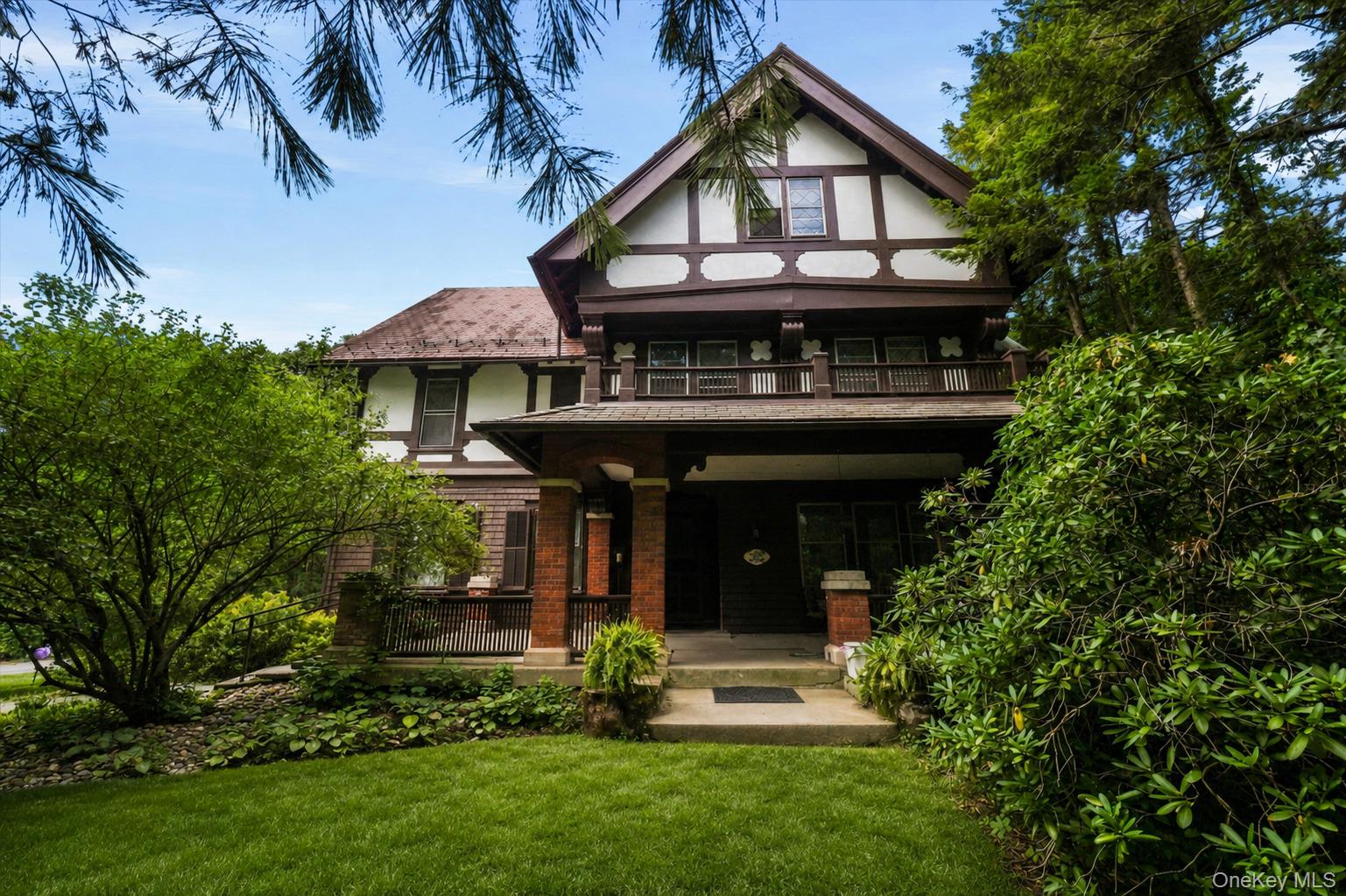 83 Hooker Avenue Property Photo 1