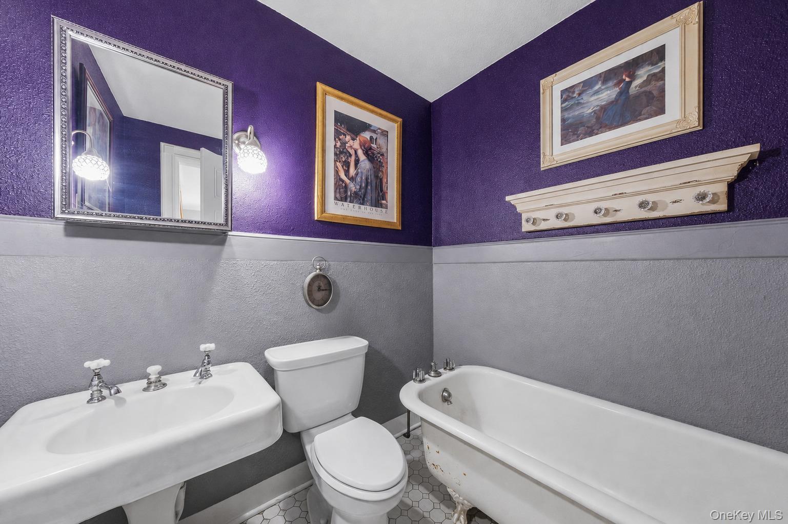 83 Hooker Avenue Property Photo 32