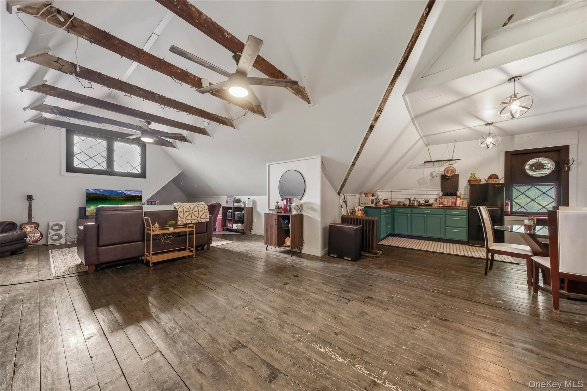 83 Hooker Avenue Property Photo 39
