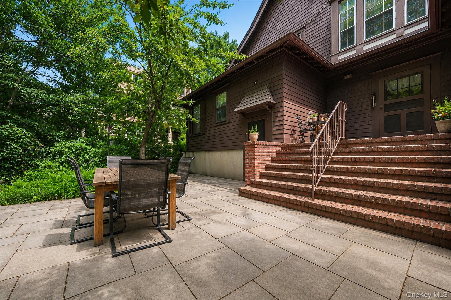 83 Hooker Avenue Property Photo 46
