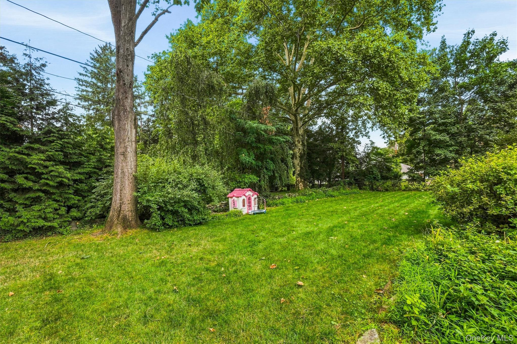 83 Hooker Avenue Property Photo 49