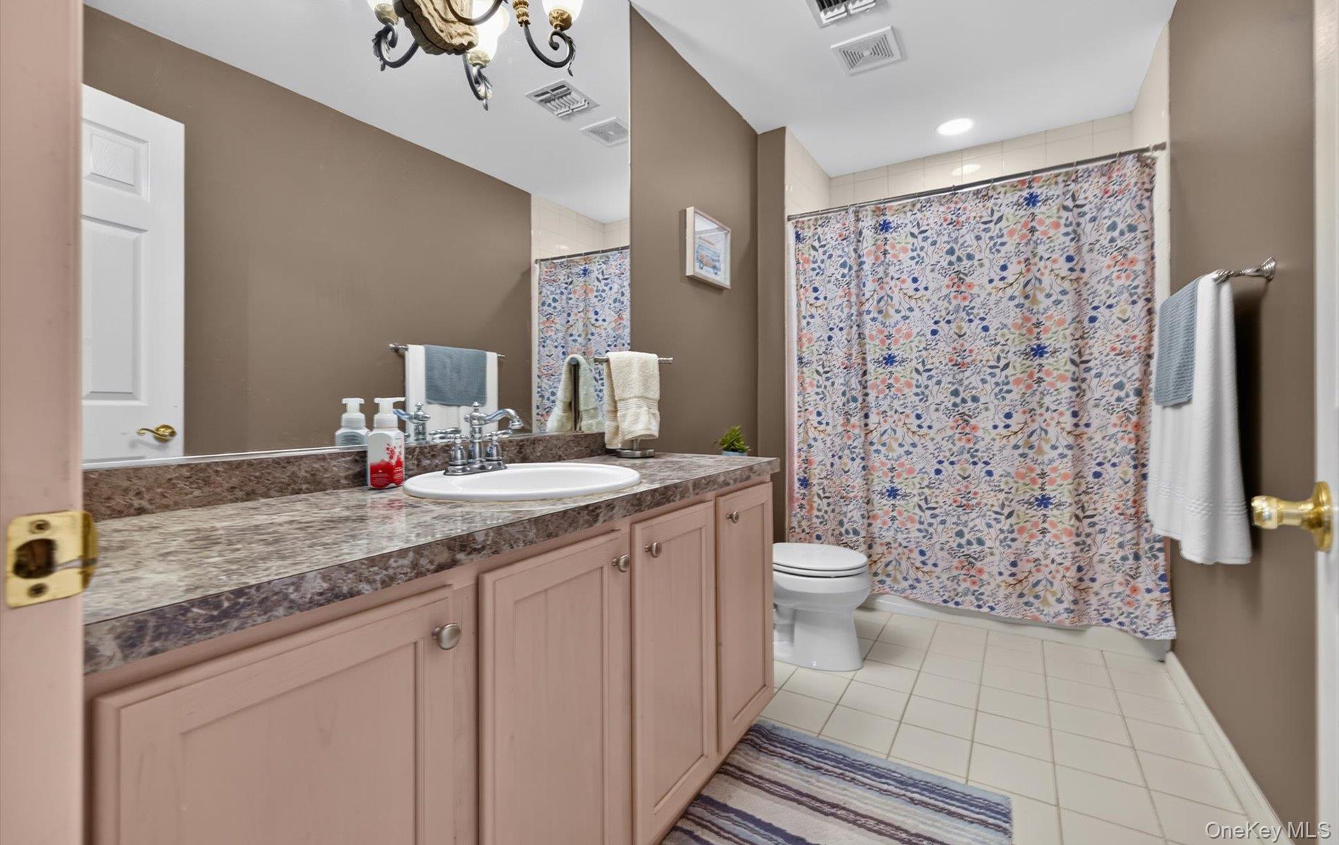 45 Tiffany Way Property Photo 19