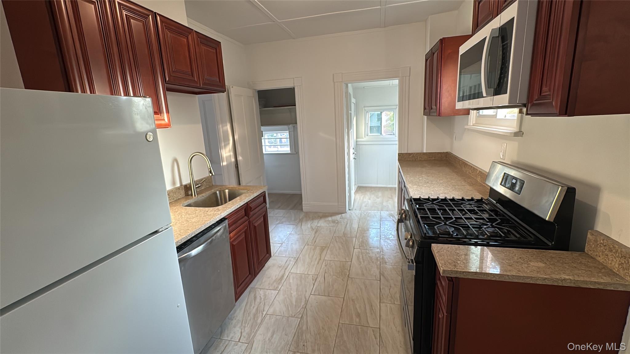20 Benton Avenue Property Photo 4