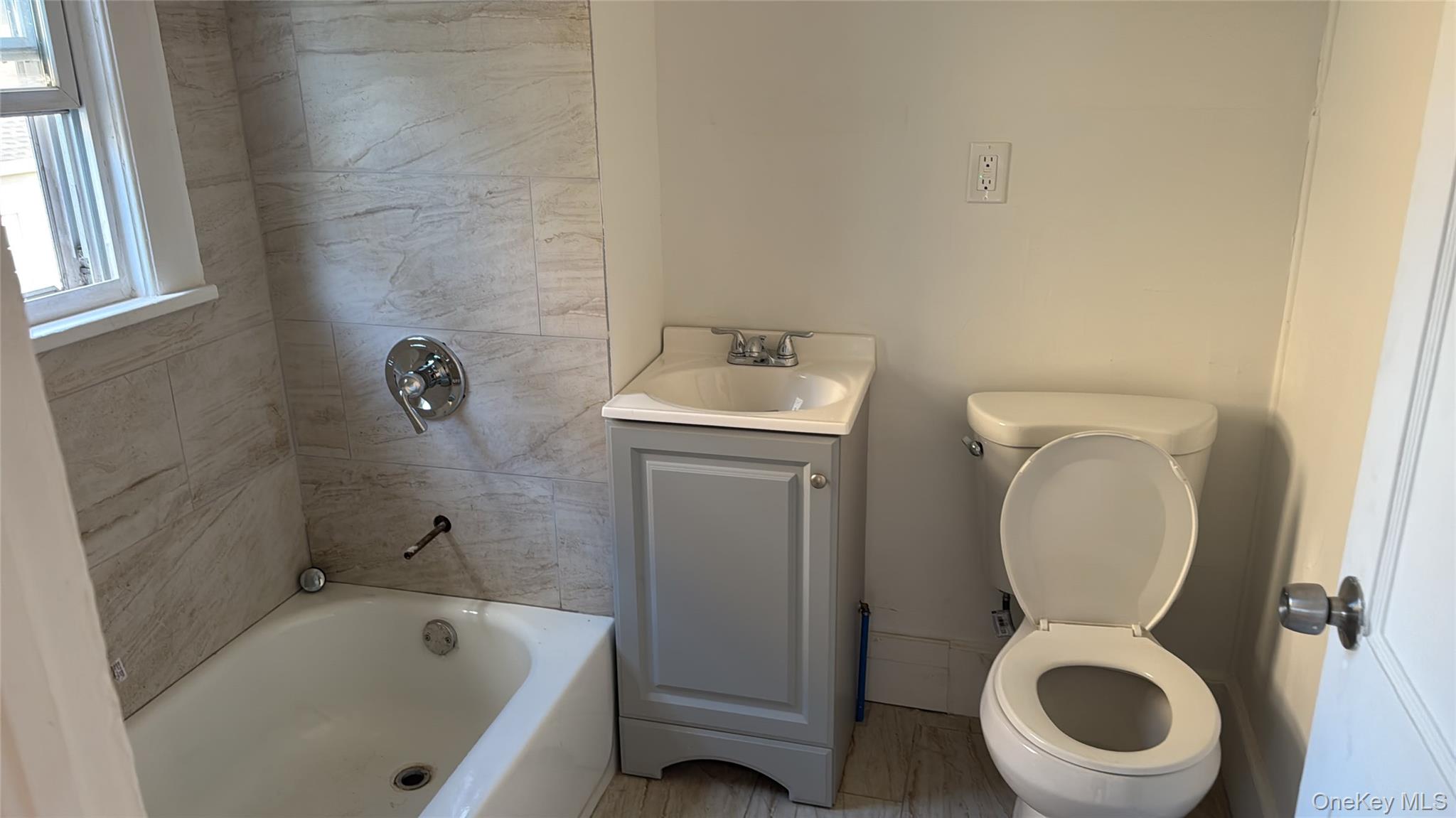 20 Benton Avenue Property Photo 5