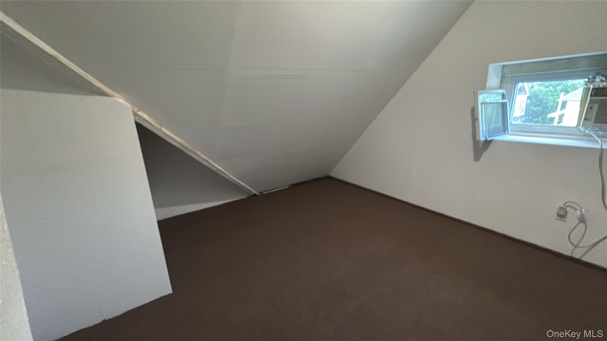 20 Benton Avenue Property Photo 11