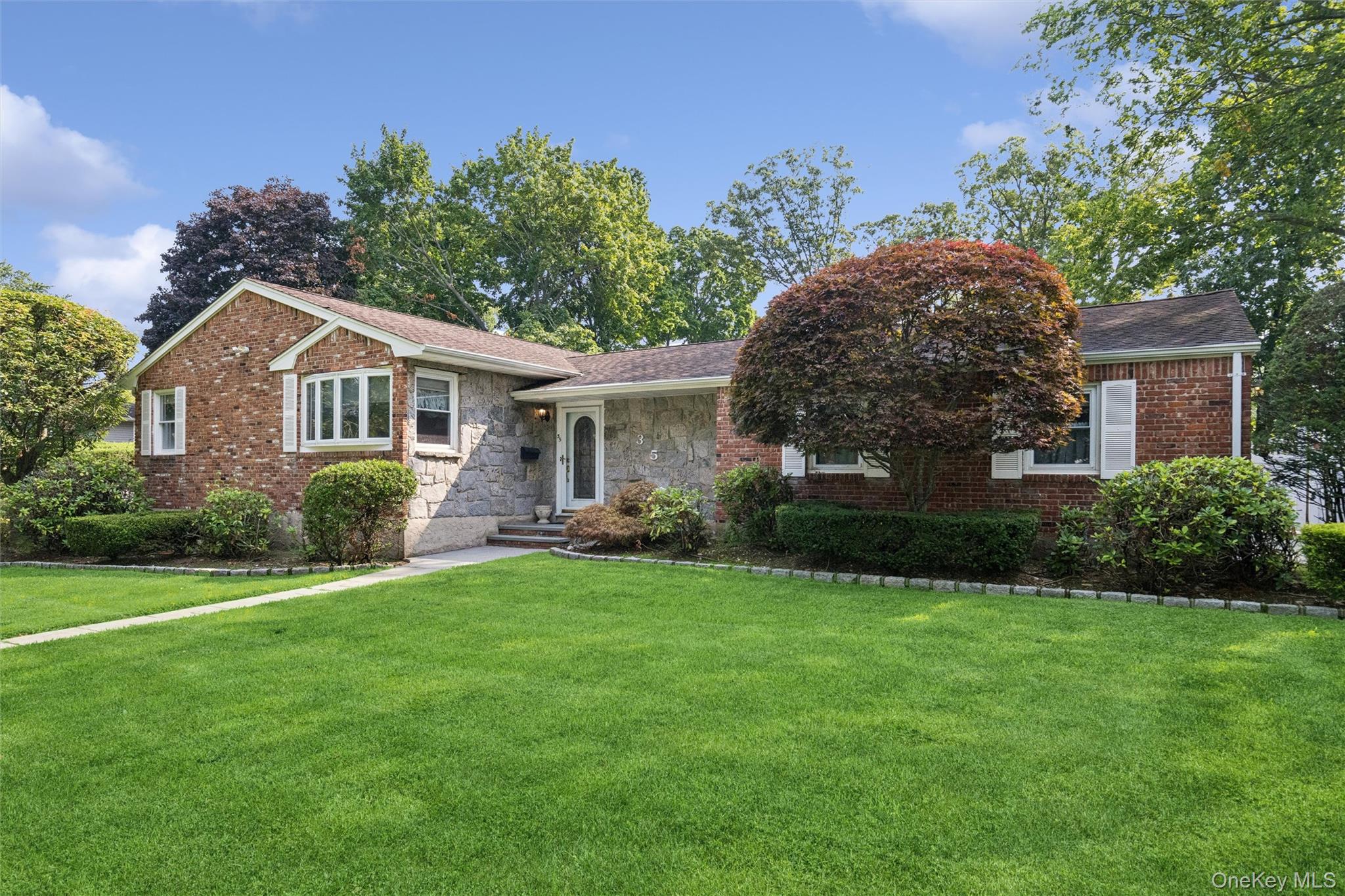 35 Cherrywood Drive Property Photo 1