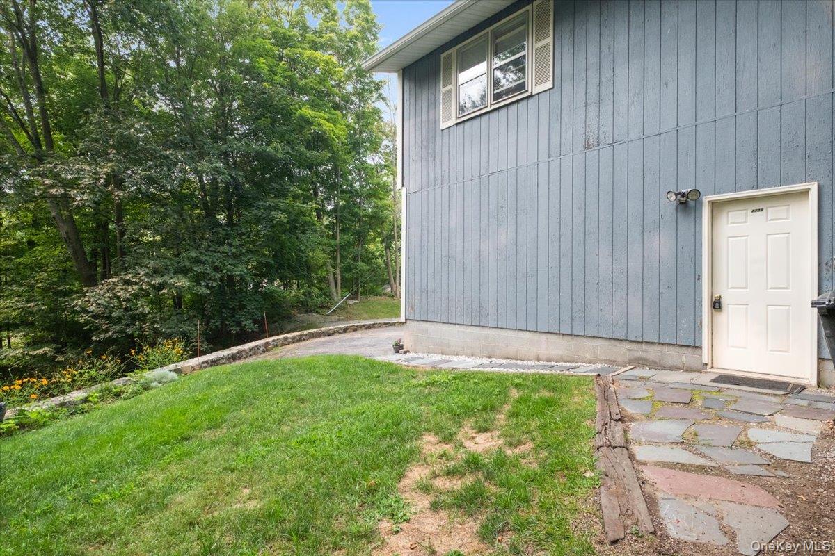 272 Brewster Hill Road Property Photo 16