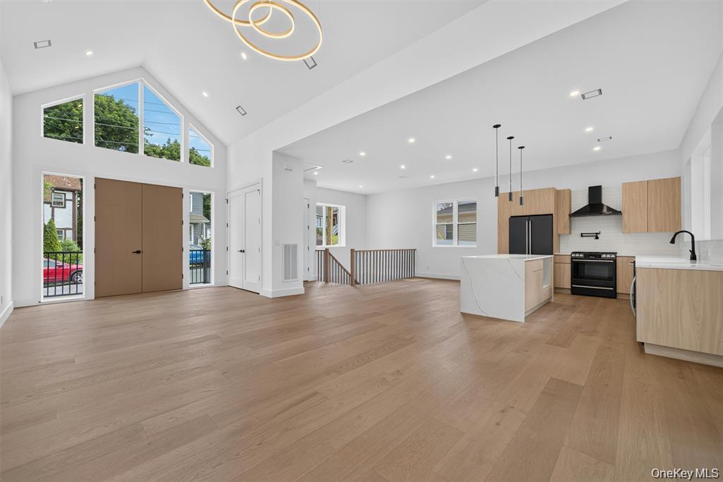 117 Orchard Street Property Photo 4