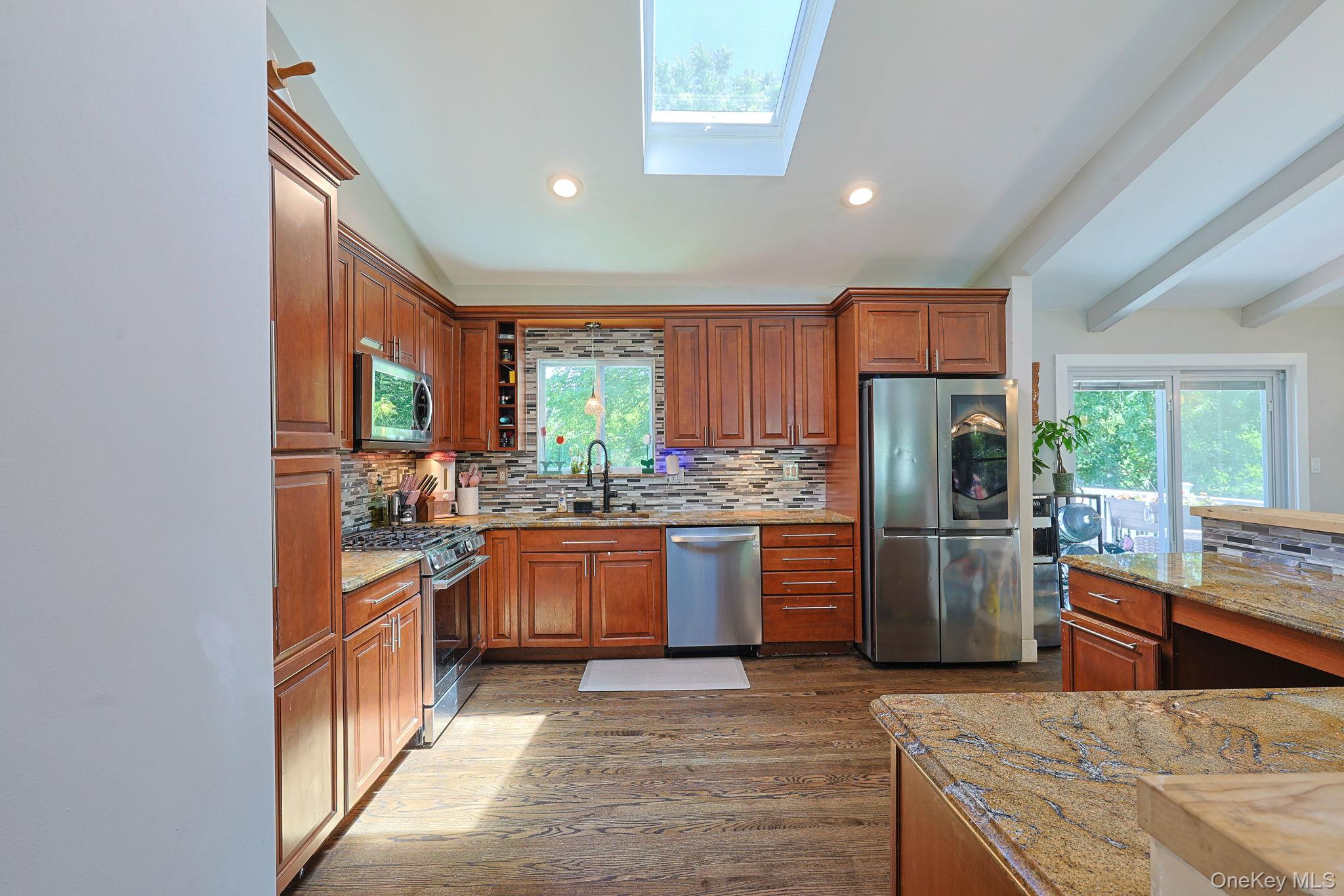 36 Lakewood Road Property Photo 10