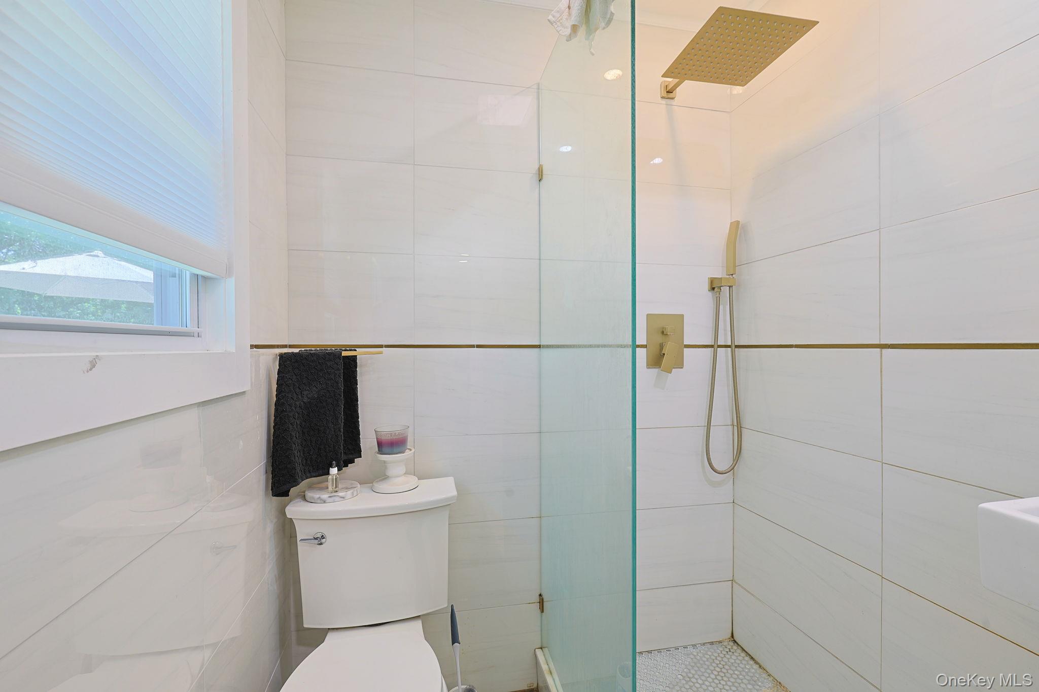 36 Lakewood Road Property Photo 15