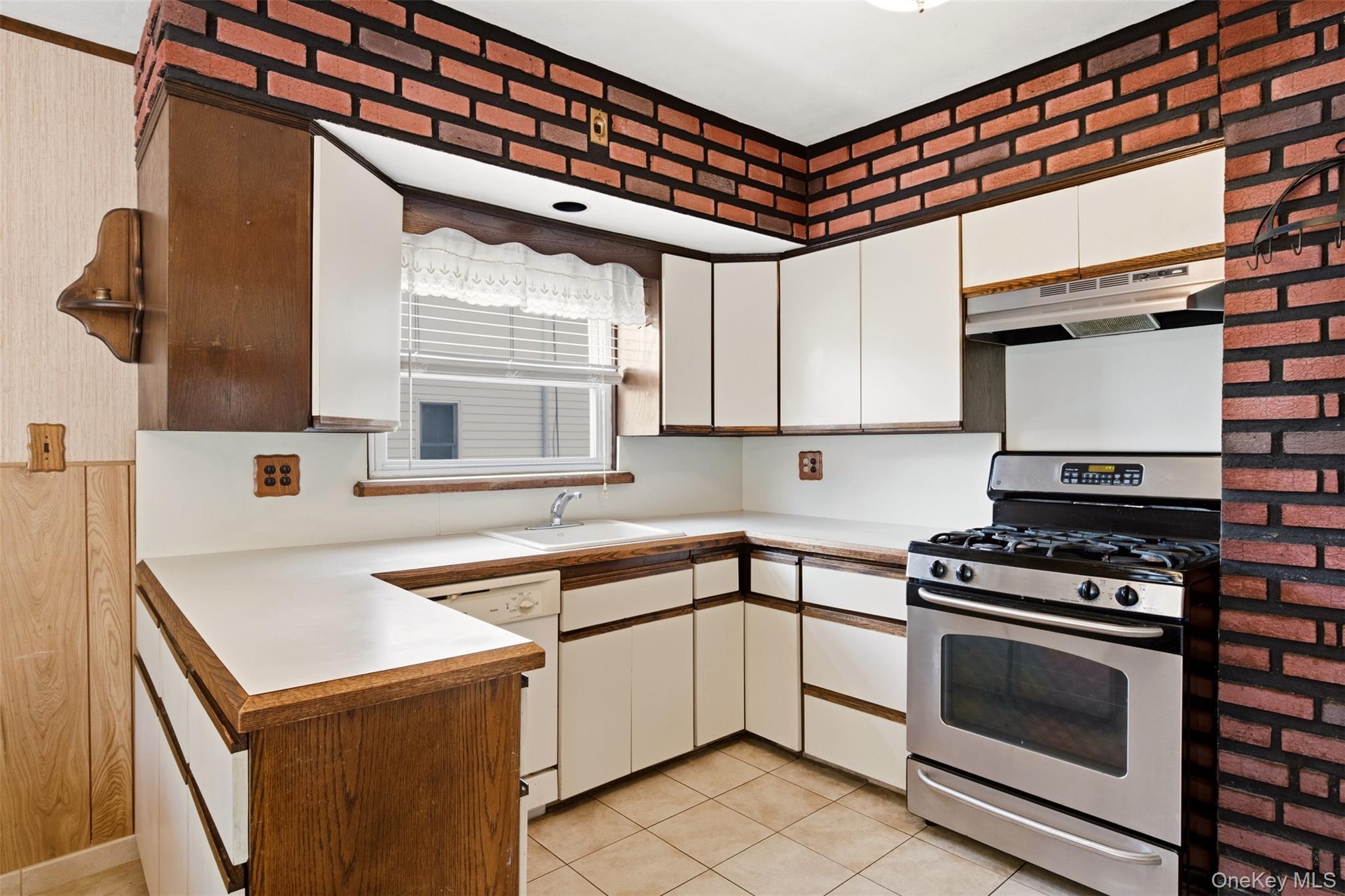 1315 Scimitar Avenue Property Photo 14