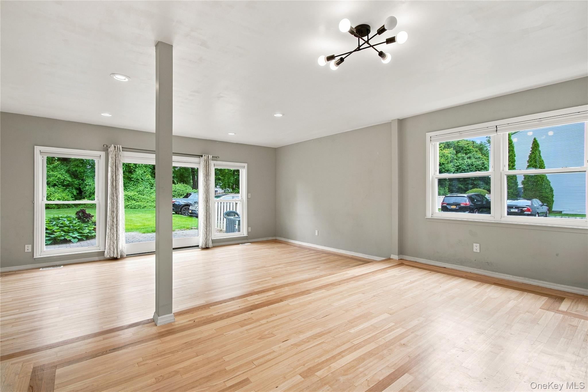 8 Manors Drive Property Photo 9