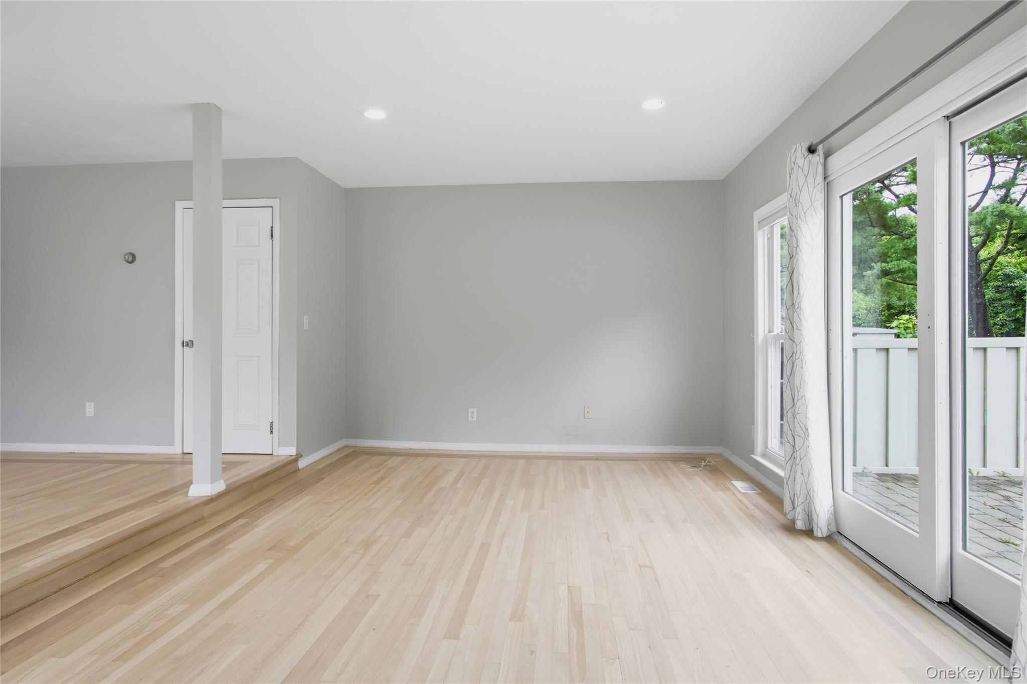 8 Manors Drive Property Photo 11