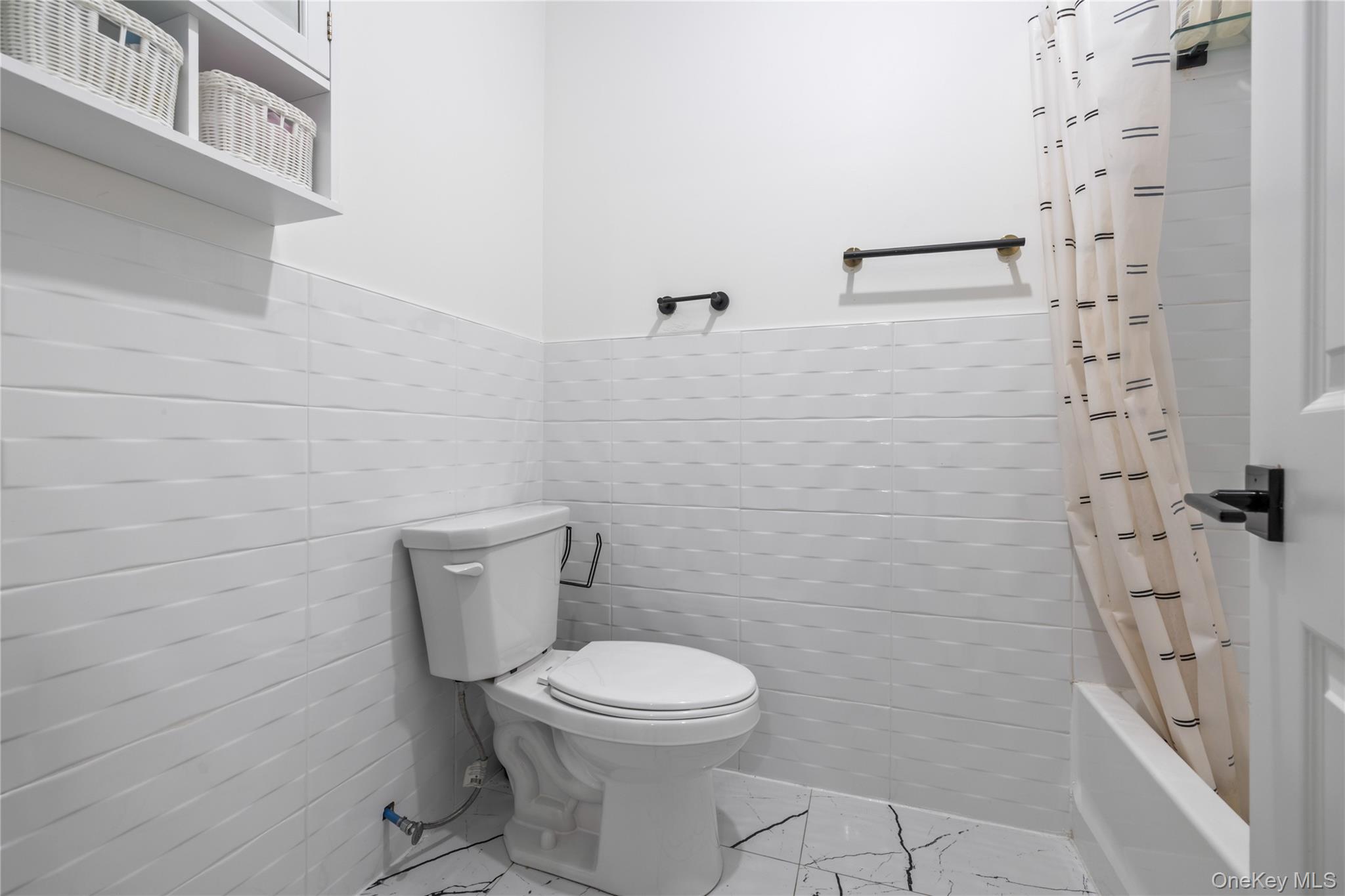 18 Alan Road Property Photo 33