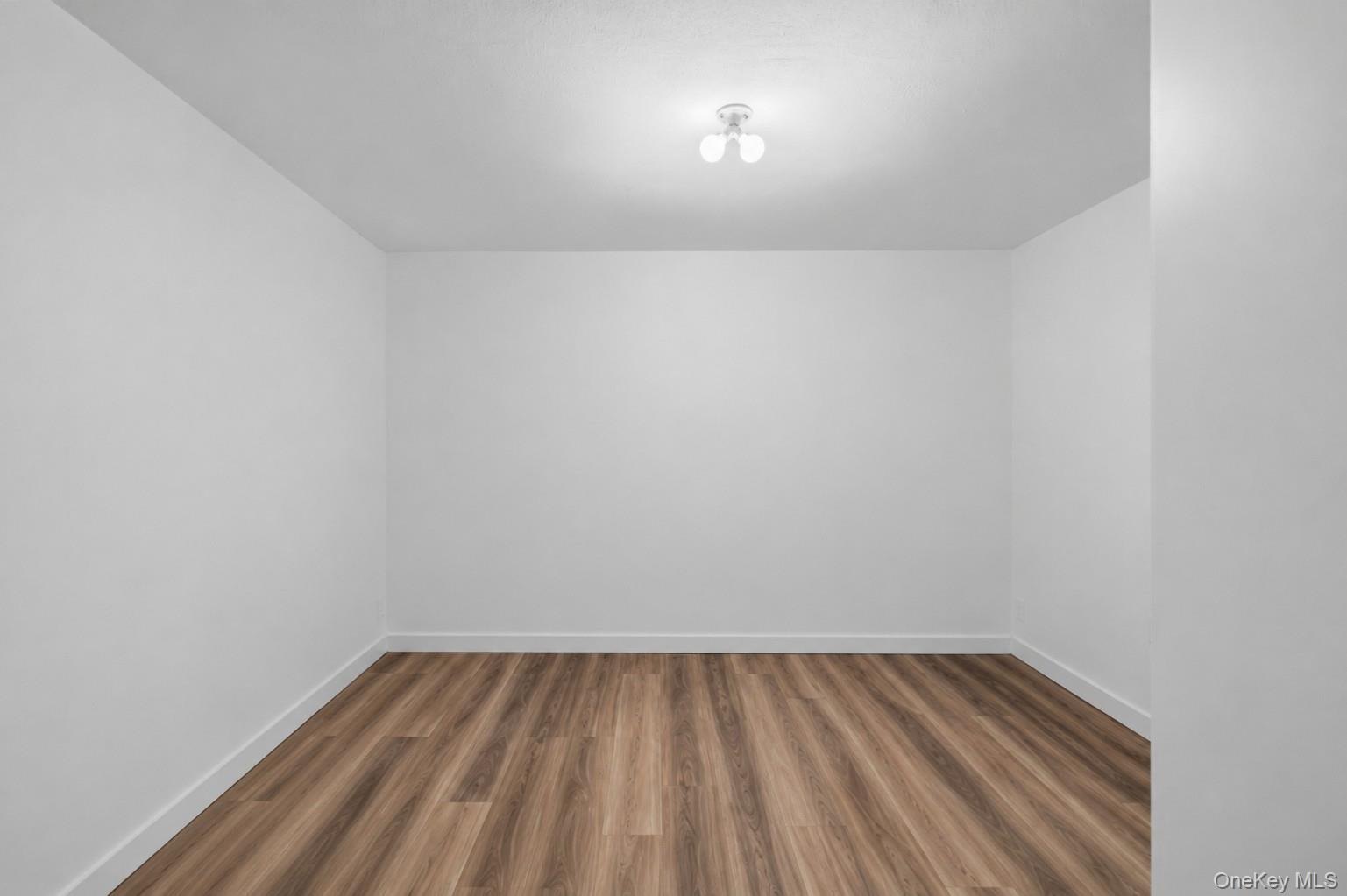 18 Alan Road Property Photo 37
