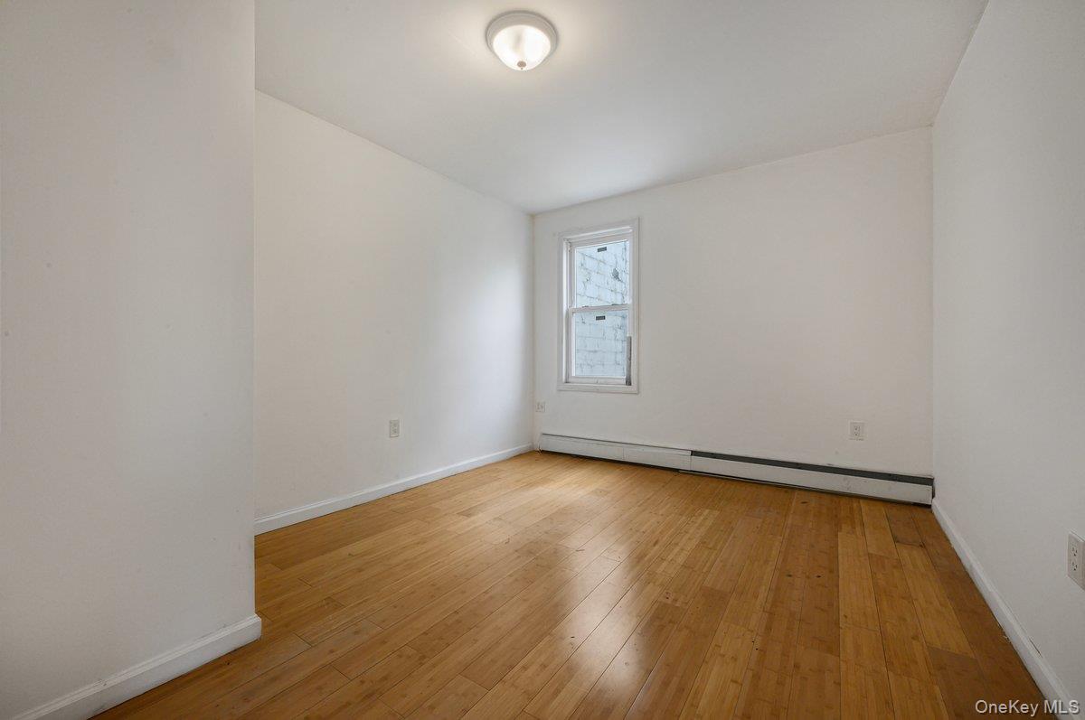 738 E 217th Street Property Photo 15