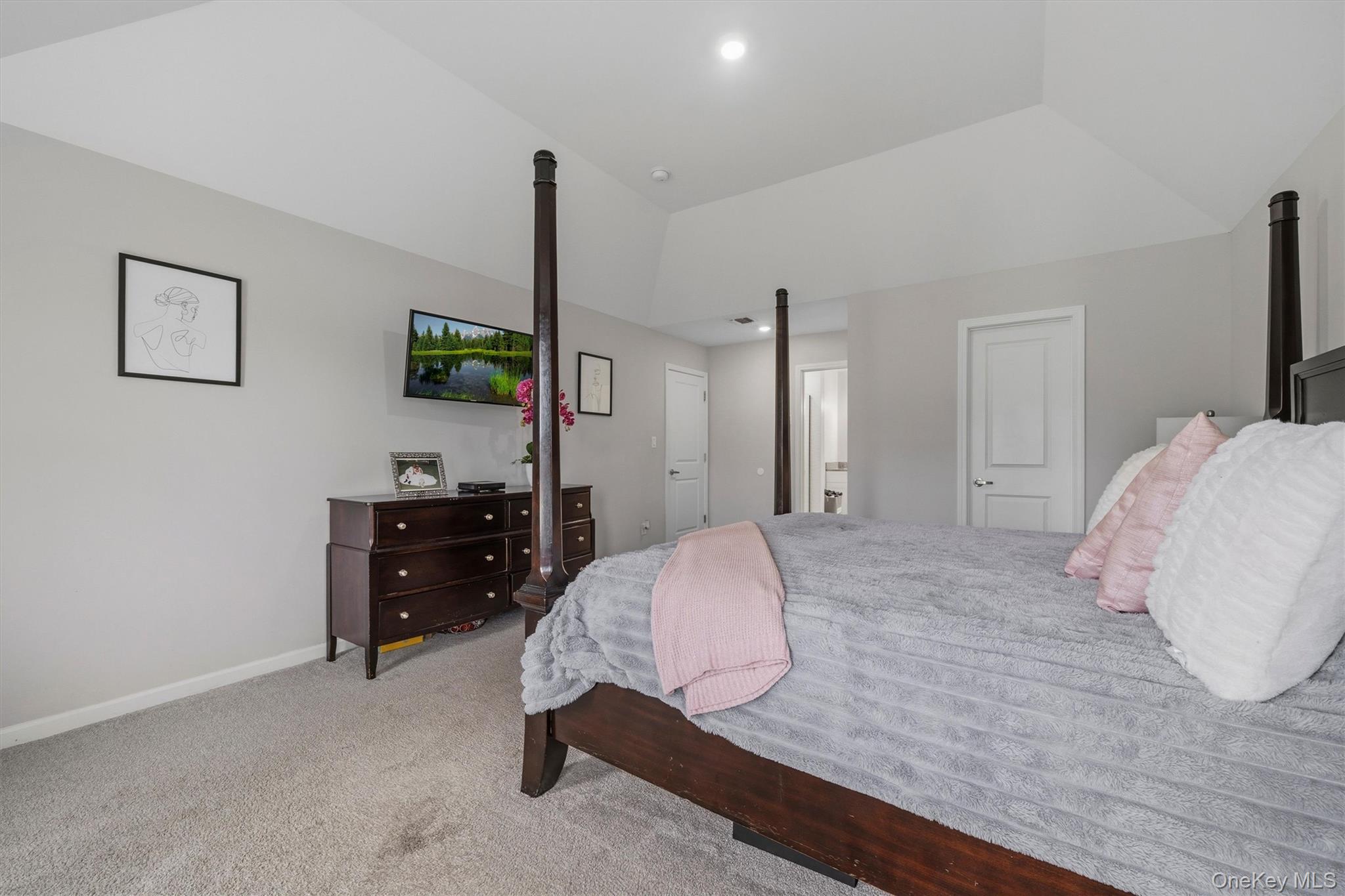 20 Mountainside Drive Property Photo 19