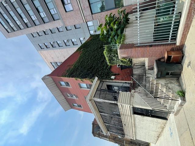 1897 Longfellow Avenue Property Photo 2