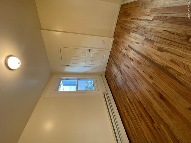 1897 Longfellow Avenue Property Photo 9