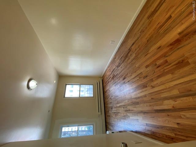 1897 Longfellow Avenue Property Photo 15