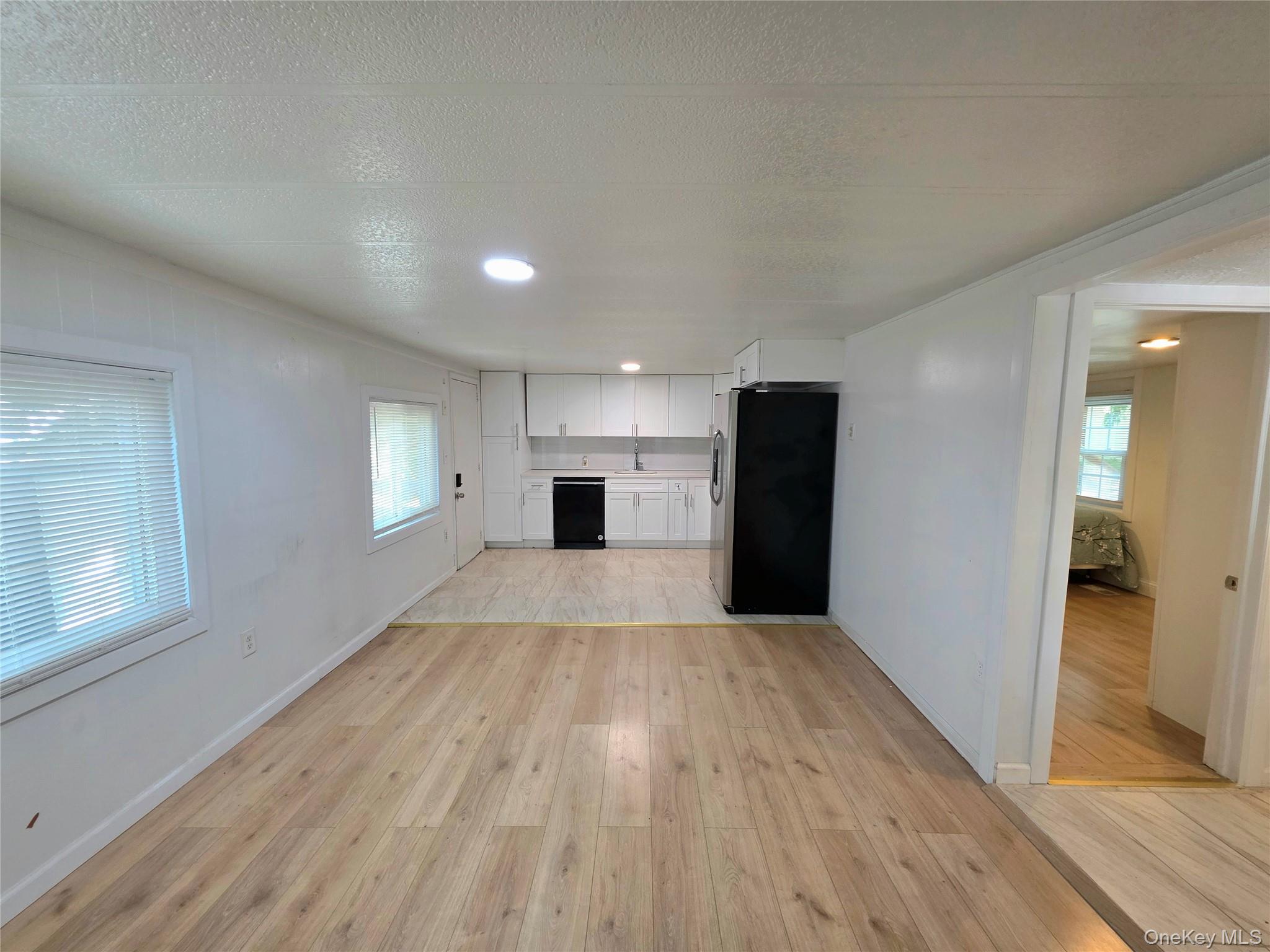 525 Riverleigh Avenue 111 Property Photo 5
