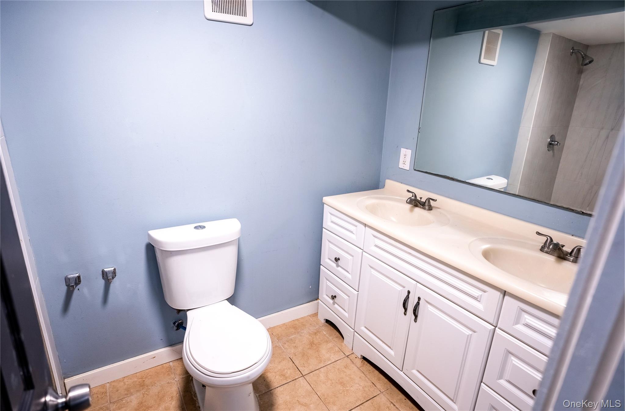 85 Cocoanut Street Property Photo 14