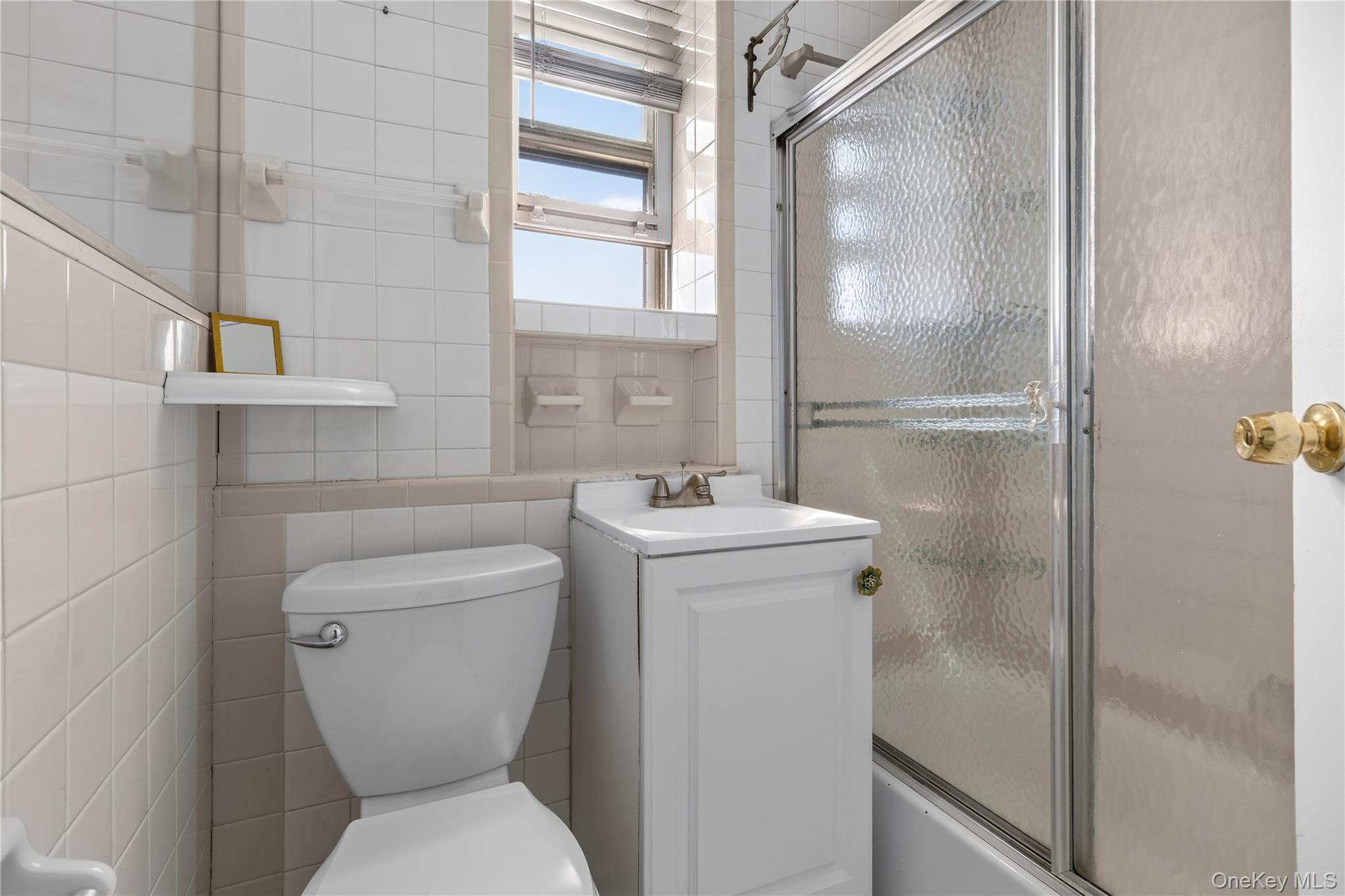 52 Florida Street 20 Property Photo 5