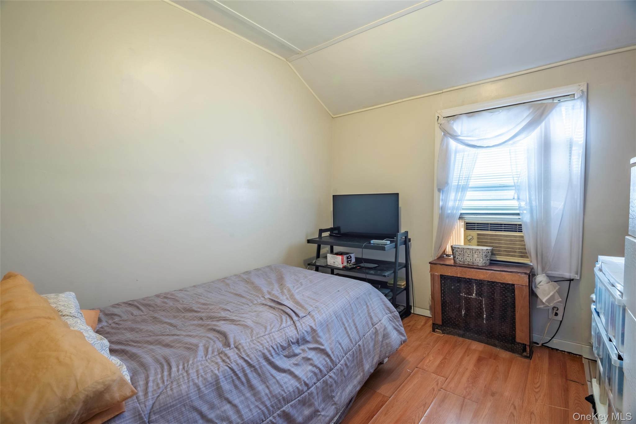 10515 220th Street Property Photo 8
