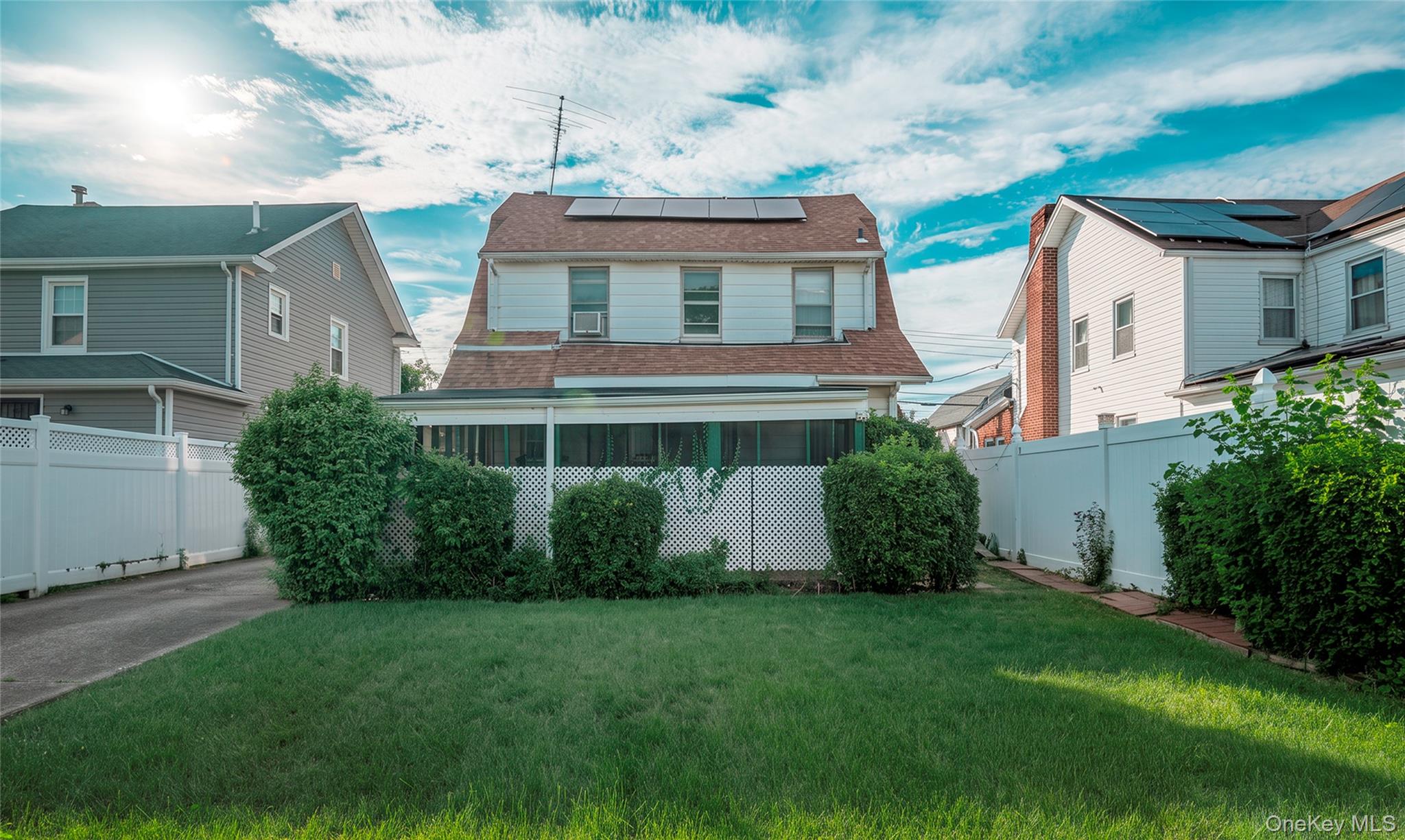 10515 220th Street Property Photo 15