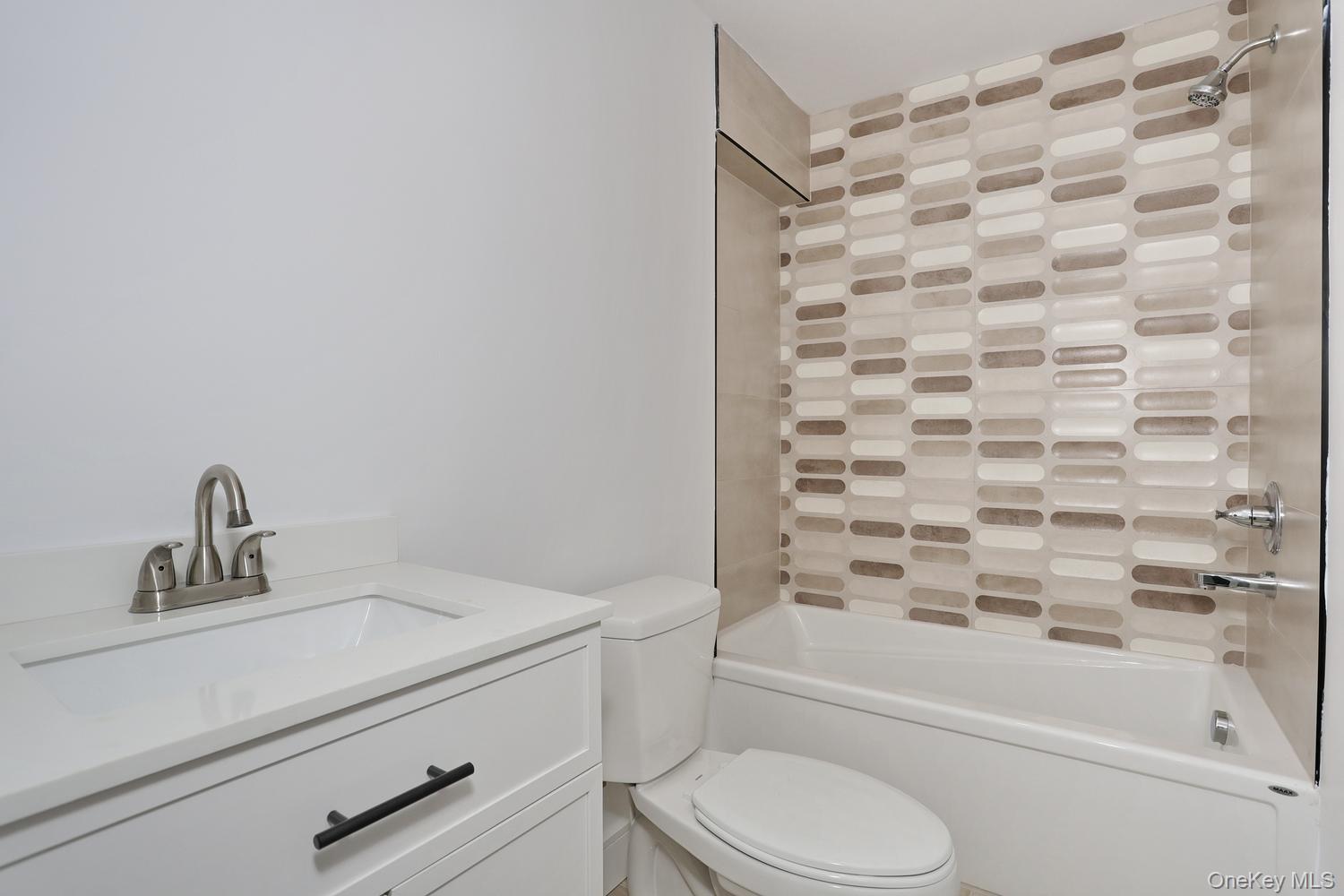 38 Singer Avenue Property Photo 33