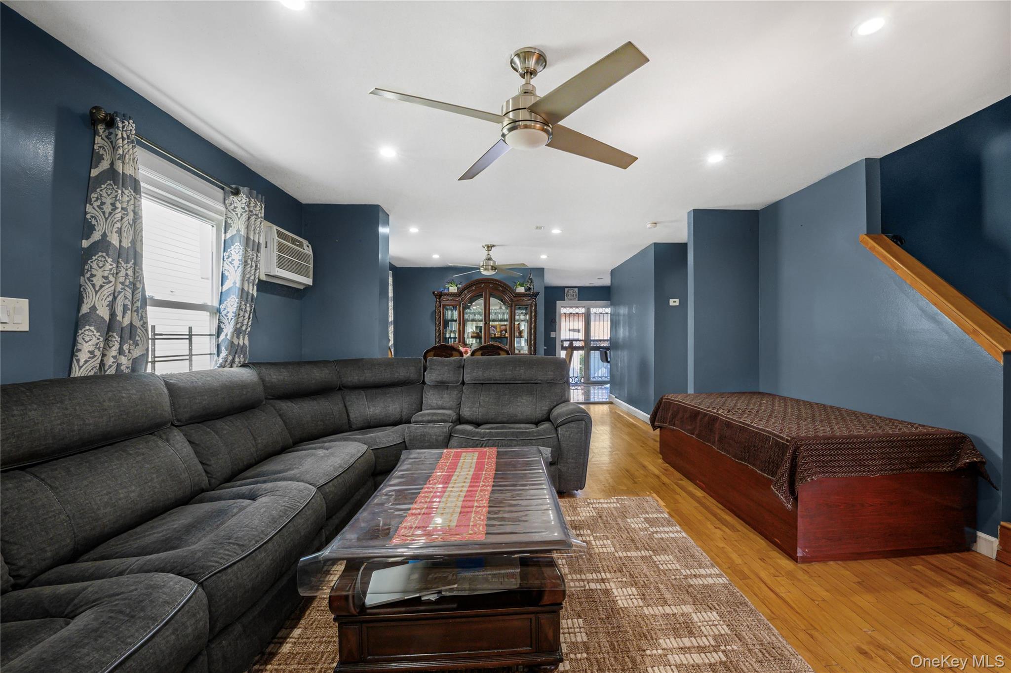 13347 127th Street Property Photo 5