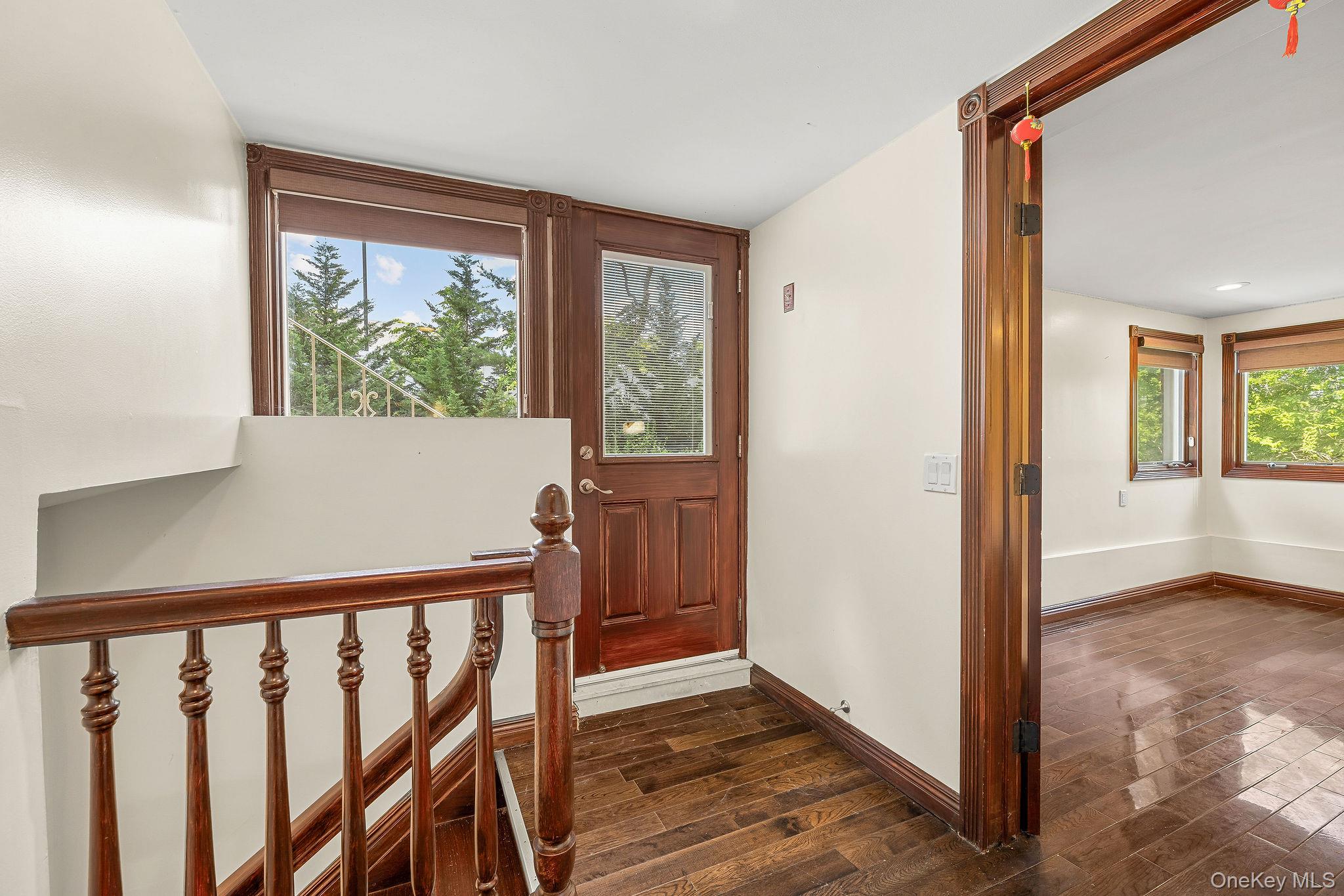 300 Ellen Place Property Photo 28