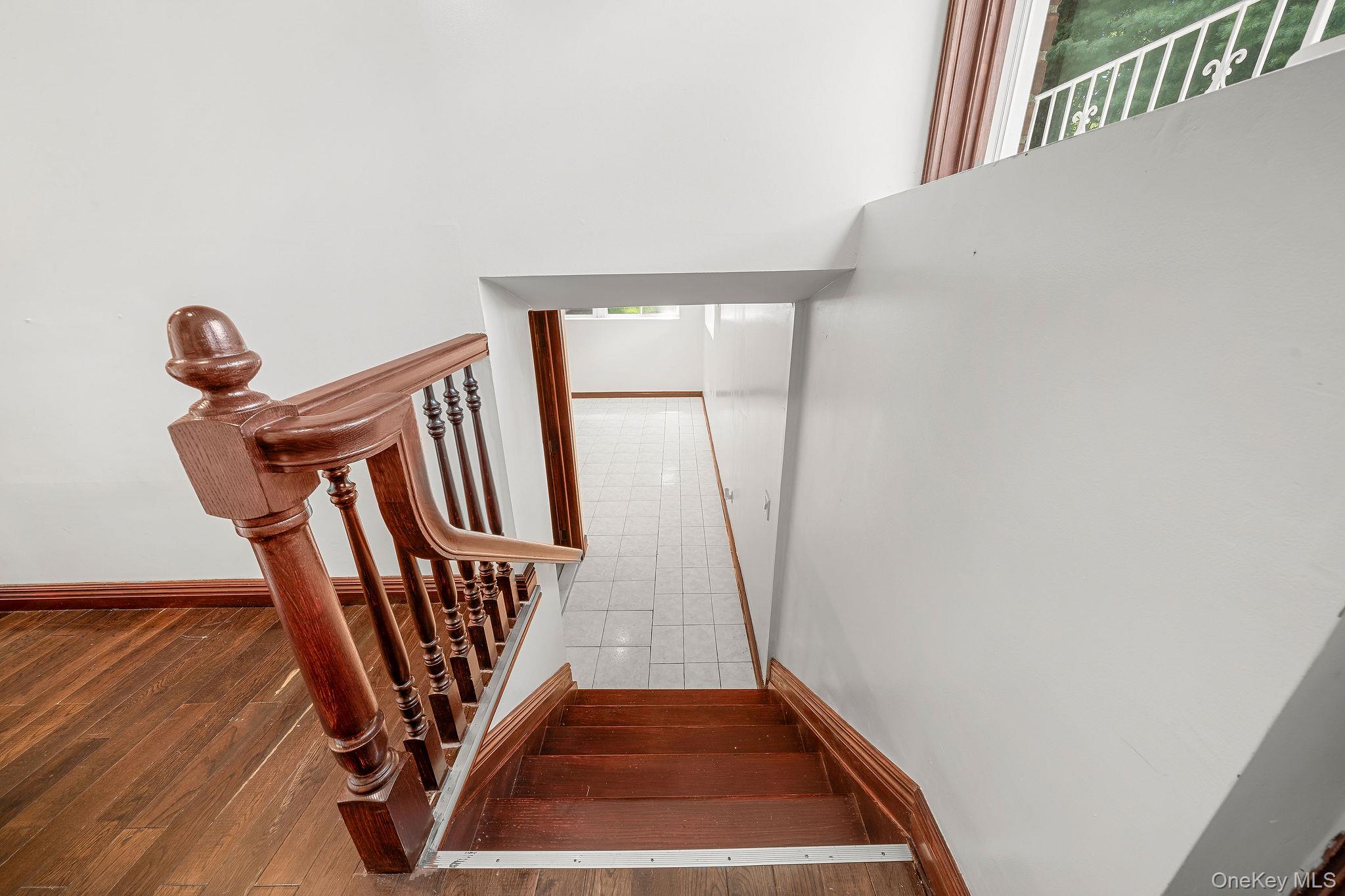 300 Ellen Place Property Photo 30