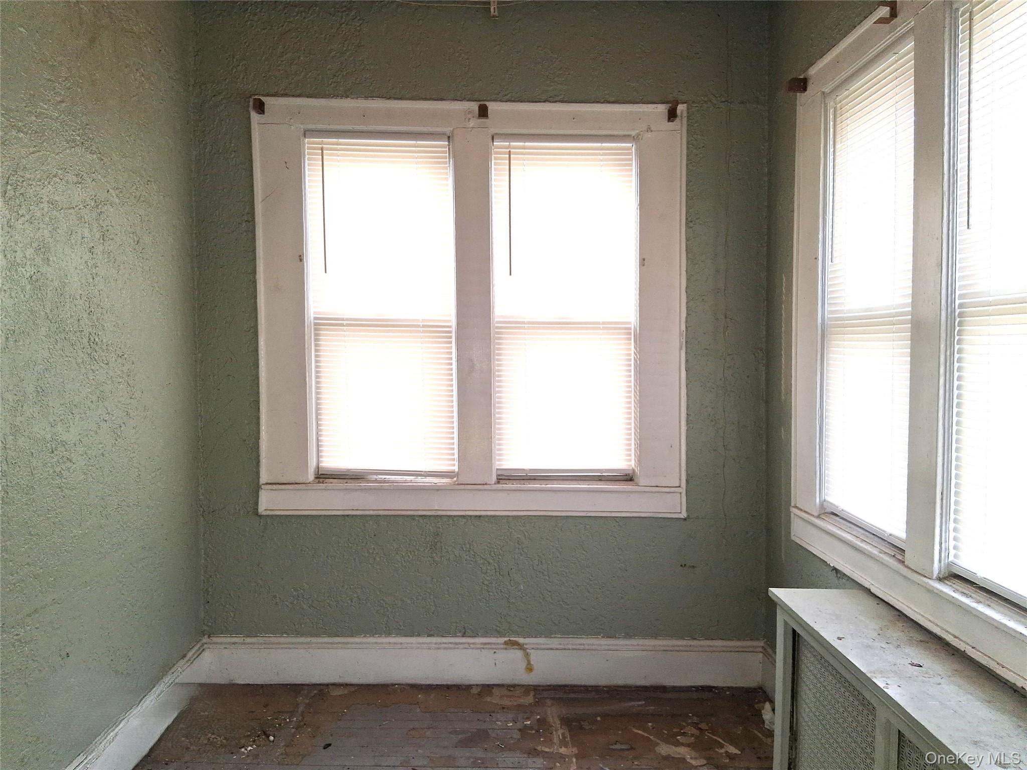 117-19 192nd Street Property Photo 4