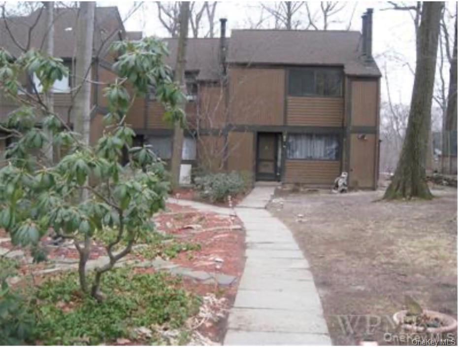 114 Round Hill Road Property Photo 2