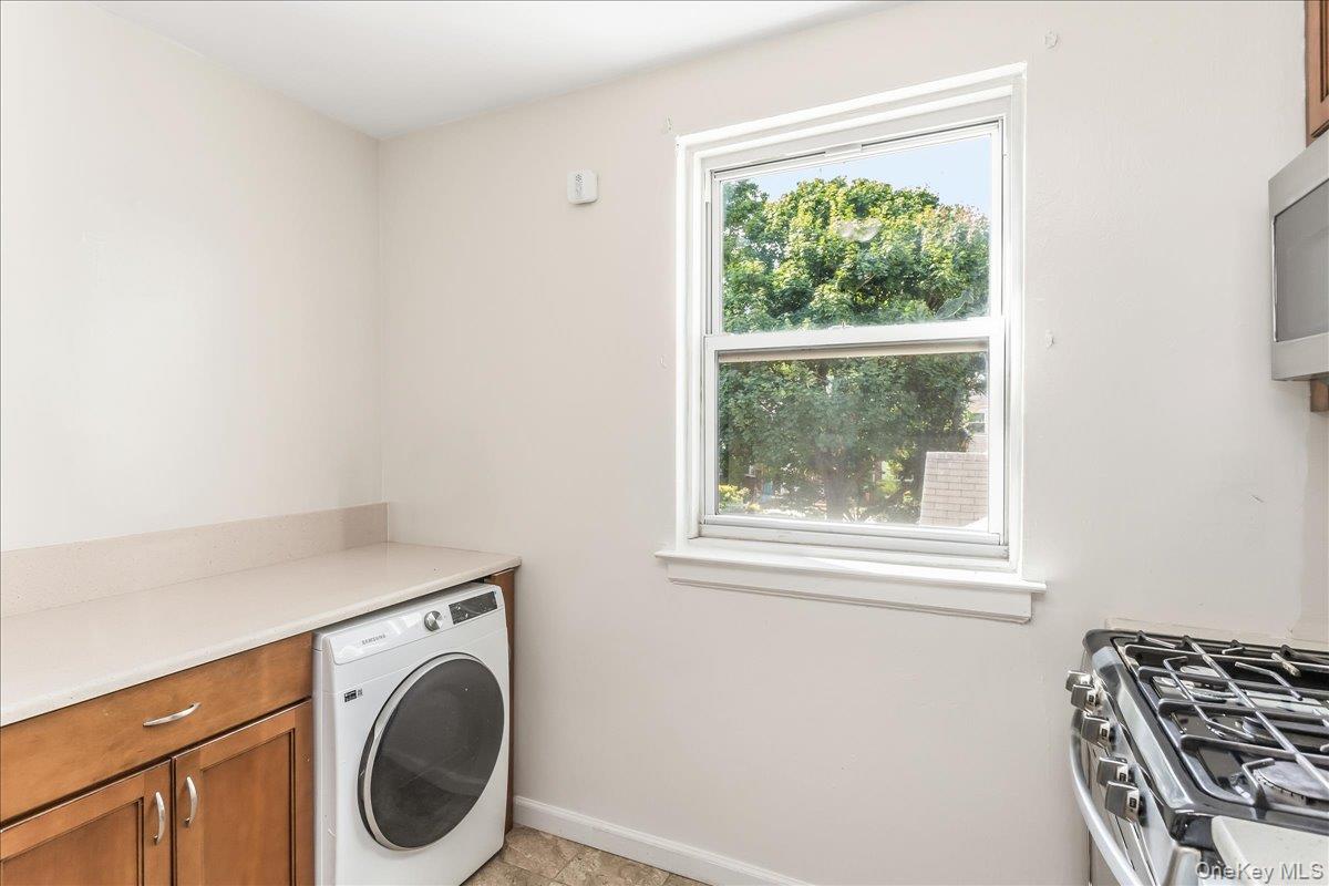 260-57 75th Avenue 2 Property Photo 6
