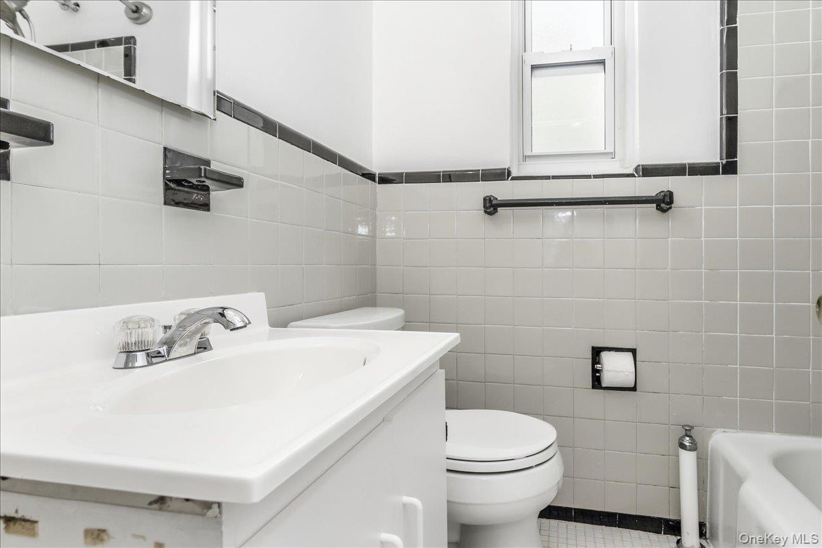 260-57 75th Avenue 2 Property Photo 14